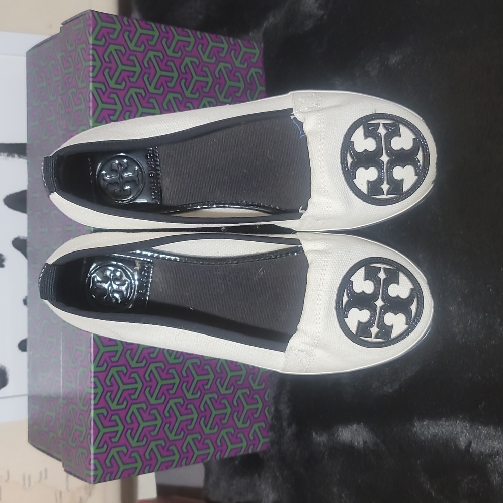 Tory Burch Slip Ons Black And White Shoes - Picture 7 of 8
